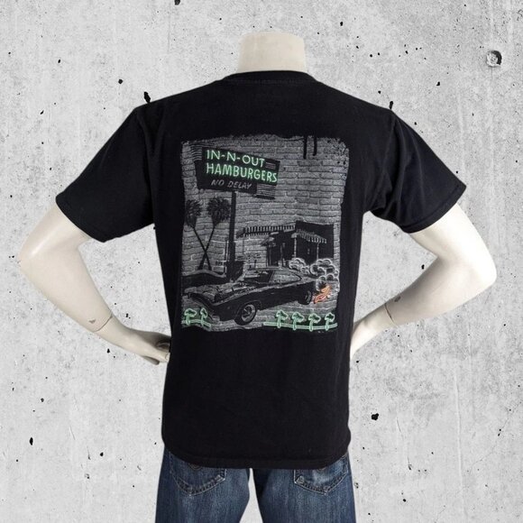 IN-N-OUT T Shirt Size Large Made in the USA IN N OUT Tee Mopar Charger Dodge - Picture 1 of 5